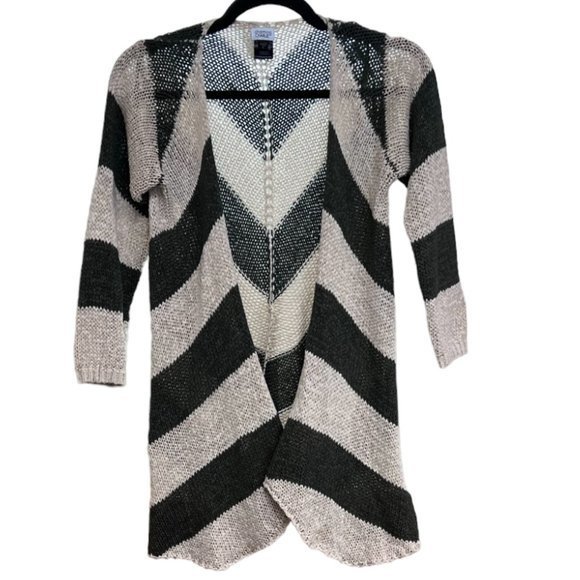 Women's‎ Charming Charlie Olive Green and Beige Open Front Cardigan Size Small - Picture 2 of 4